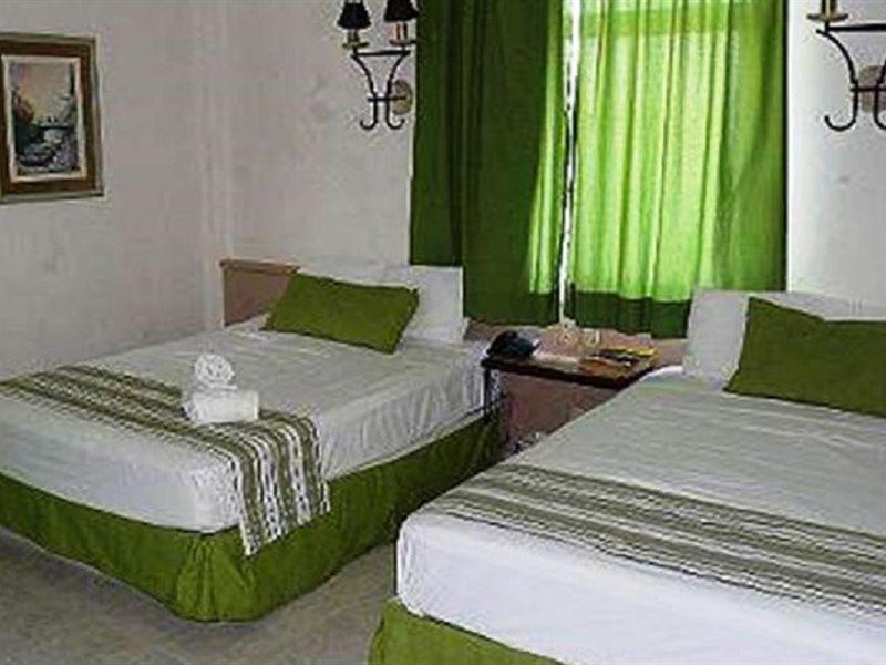 ורקרוז Hotel Ruiz Milan מראה חיצוני תמונה