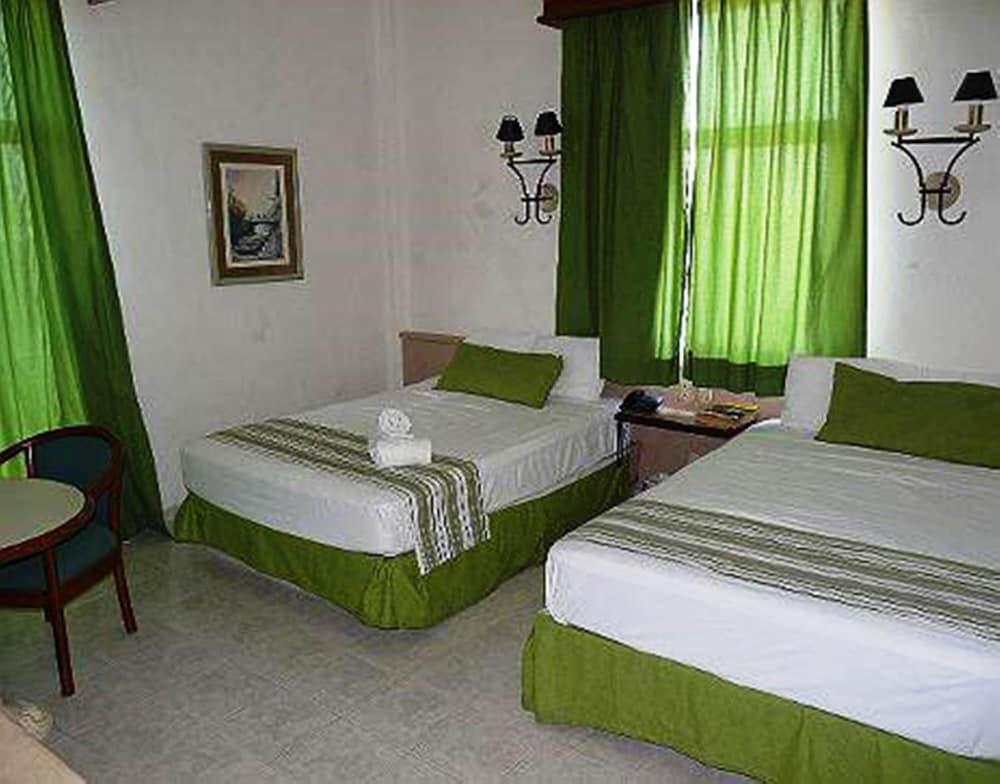 ורקרוז Hotel Ruiz Milan מראה חיצוני תמונה