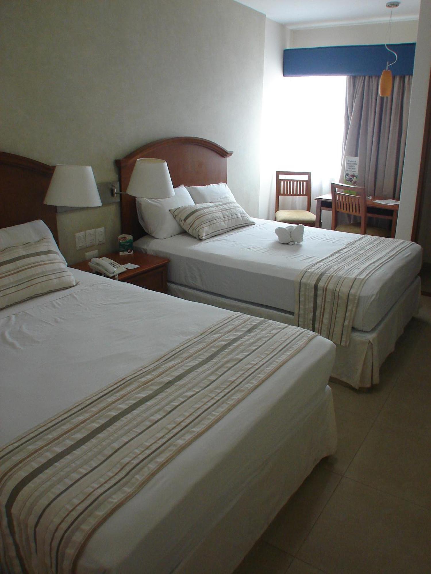 ורקרוז Hotel Ruiz Milan מראה חיצוני תמונה