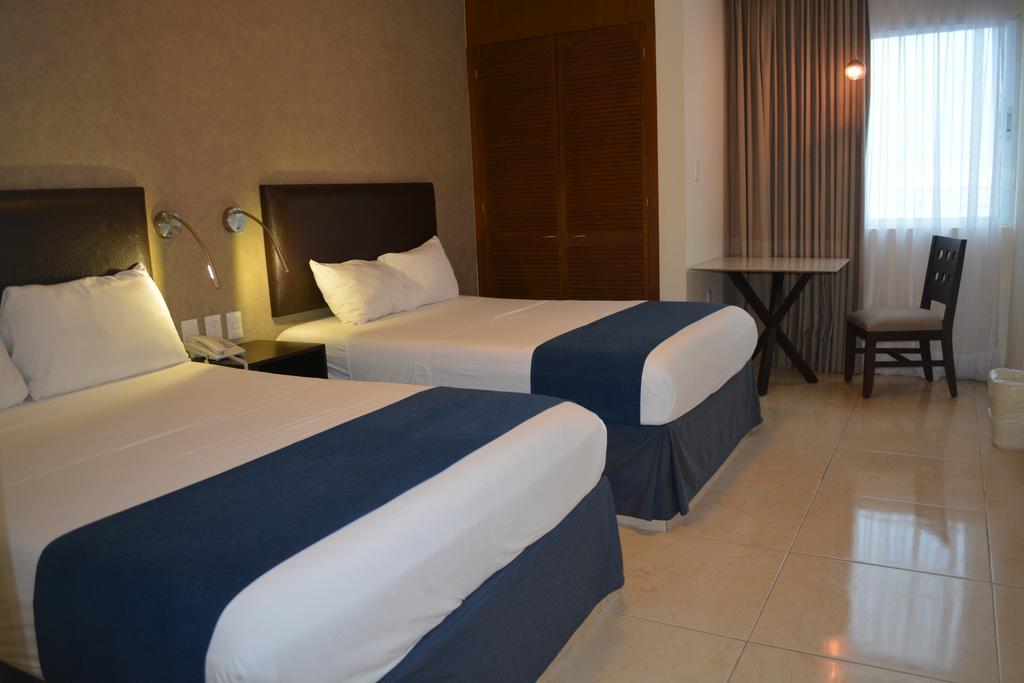 ורקרוז Hotel Ruiz Milan מראה חיצוני תמונה