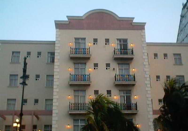 ורקרוז Hotel Ruiz Milan מראה חיצוני תמונה