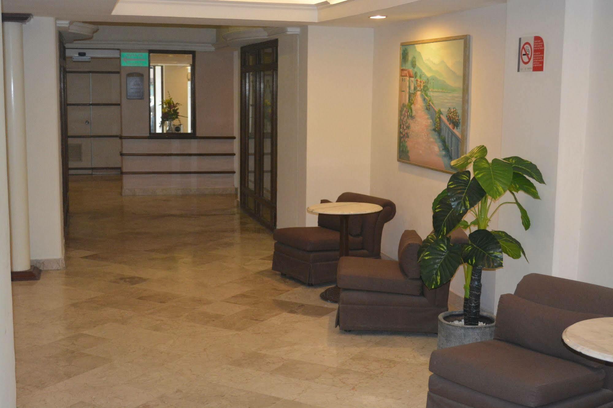 ורקרוז Hotel Ruiz Milan מראה חיצוני תמונה