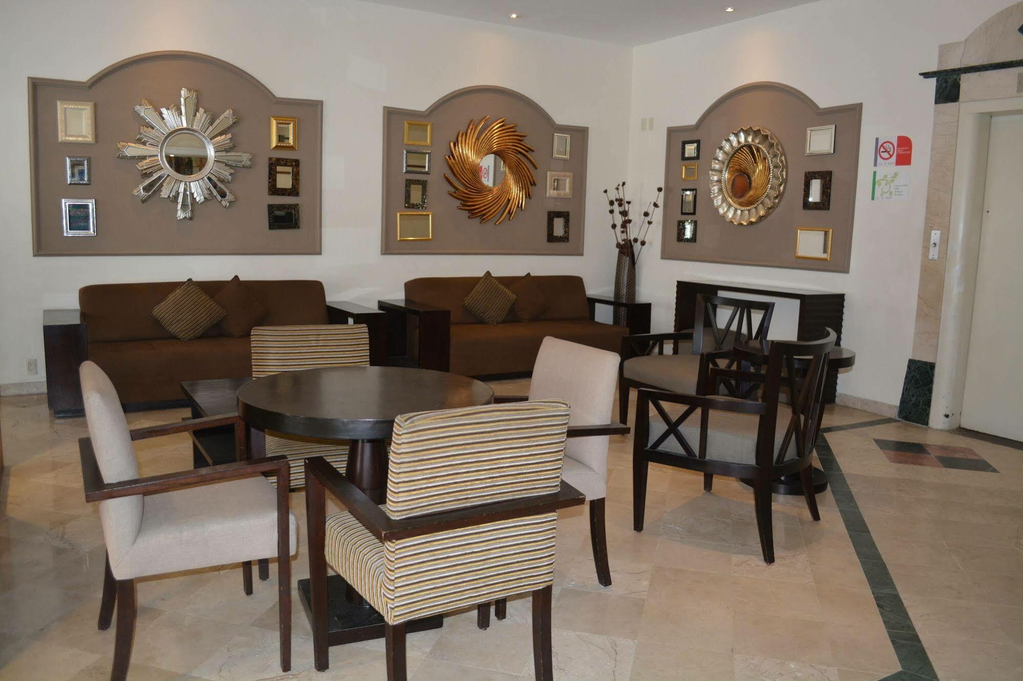 ורקרוז Hotel Ruiz Milan מראה חיצוני תמונה